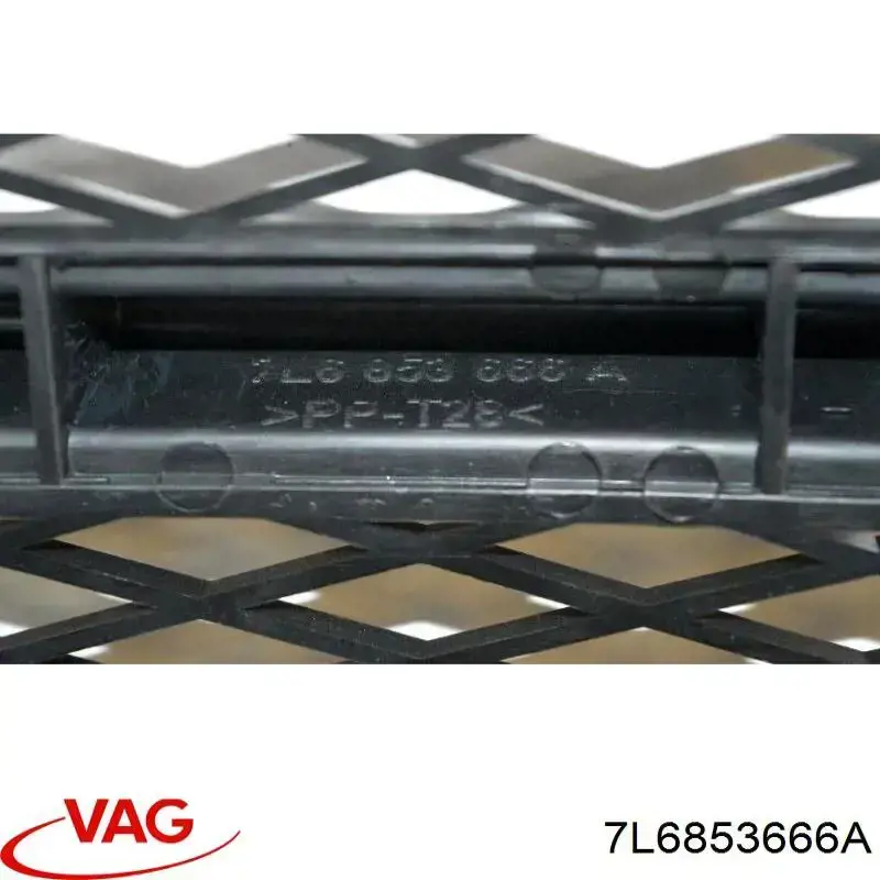 Compre 7L6853666A VAG Grelha direita do pára-choque dianteiro