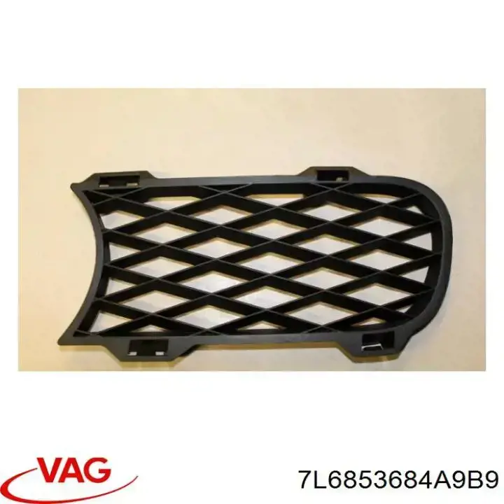 Compre 7L6853684A VAG Tampão (grelha) das luzes de nevoeiro do pára-choque dianteiro direito