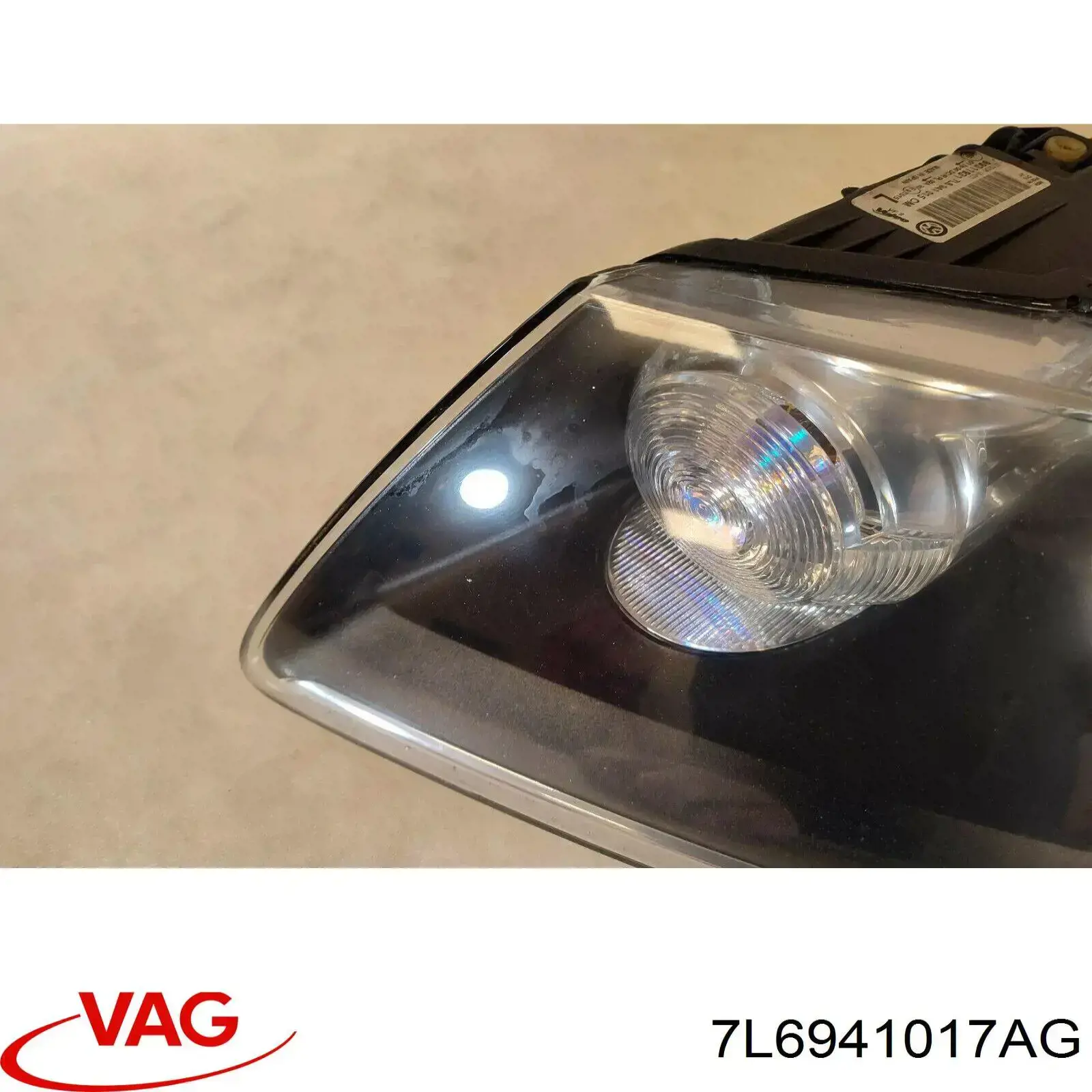 Compre 7L6941017AG VAG Luz esquerda