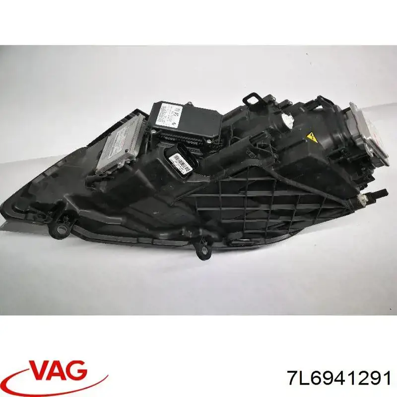 7L6941291 VAG Consola (adaptador) de fixação da luz dianteira esquerda