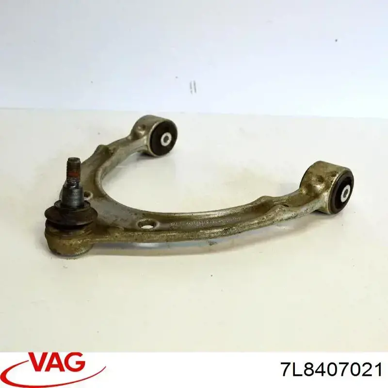 Compre 7L8407021 VAG Braço oscilante superior esquerdo/direito de suspensão dianteira