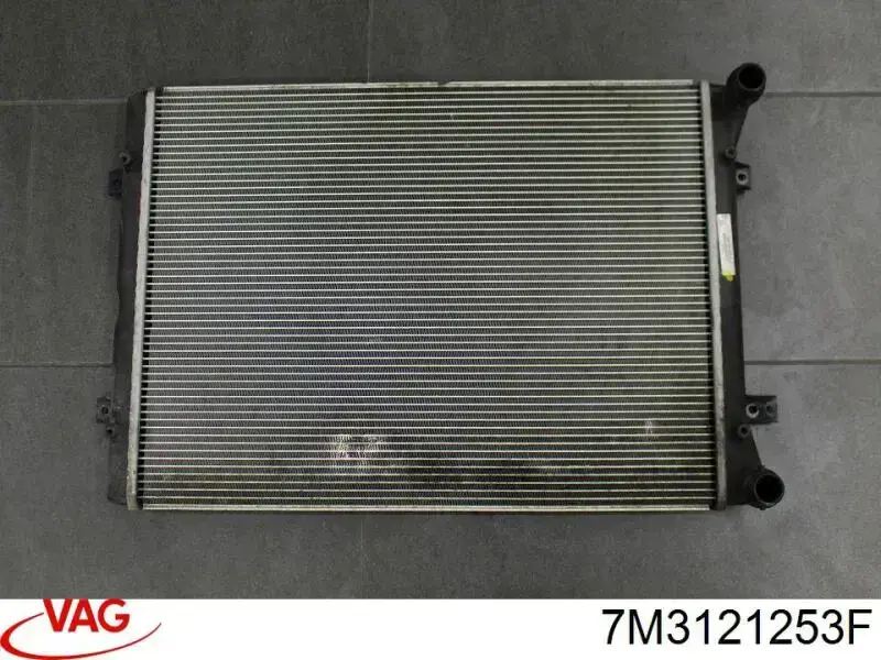 Compre 7M3121253F VAG Radiador de esfriamento de motor