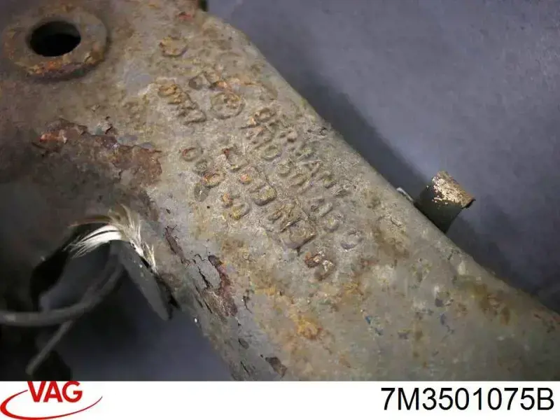Compre 7M3501075B VAG Braço oscilante inferior esquerdo de suspensão traseira