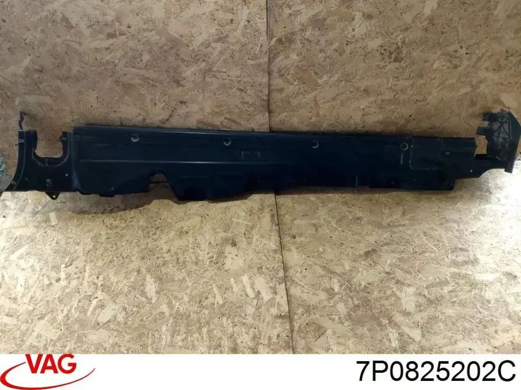 Proteção de fundo direita VAG 7P0825202C preço, a partir de 117,26 USD
