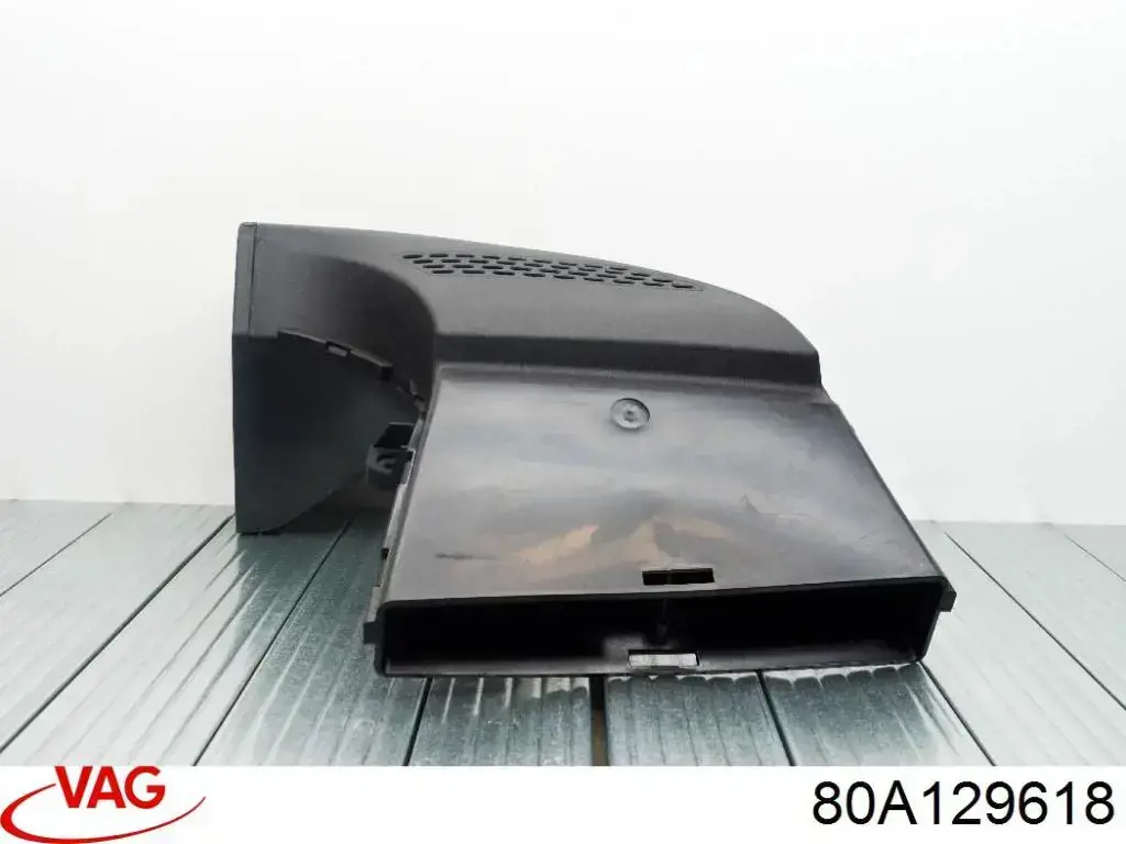 80A129618 VAG Cano derivado de ar, entrada de filtro de ar