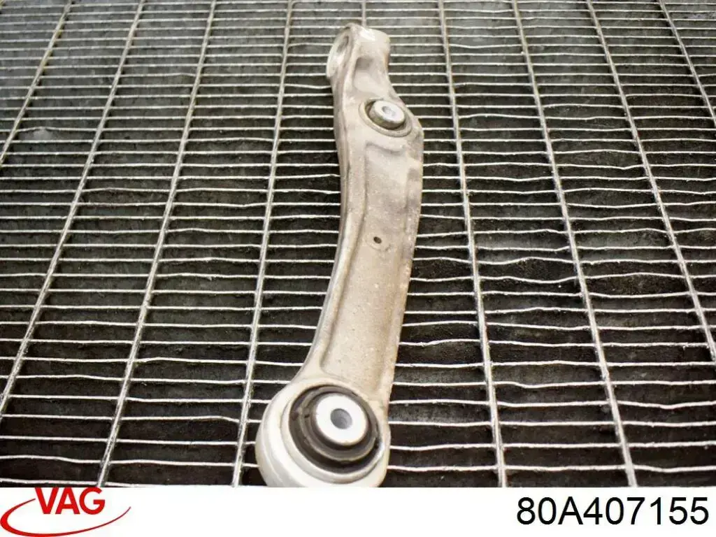 Braço oscilante inferior esquerdo de suspensão dianteira VAG 80A407155 preço, a partir de 109,15 USD