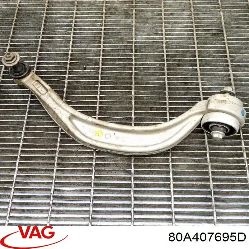 Braço oscilante inferior esquerdo de suspensão dianteira VAG 80A407695D preço, a partir de 167,60 USD