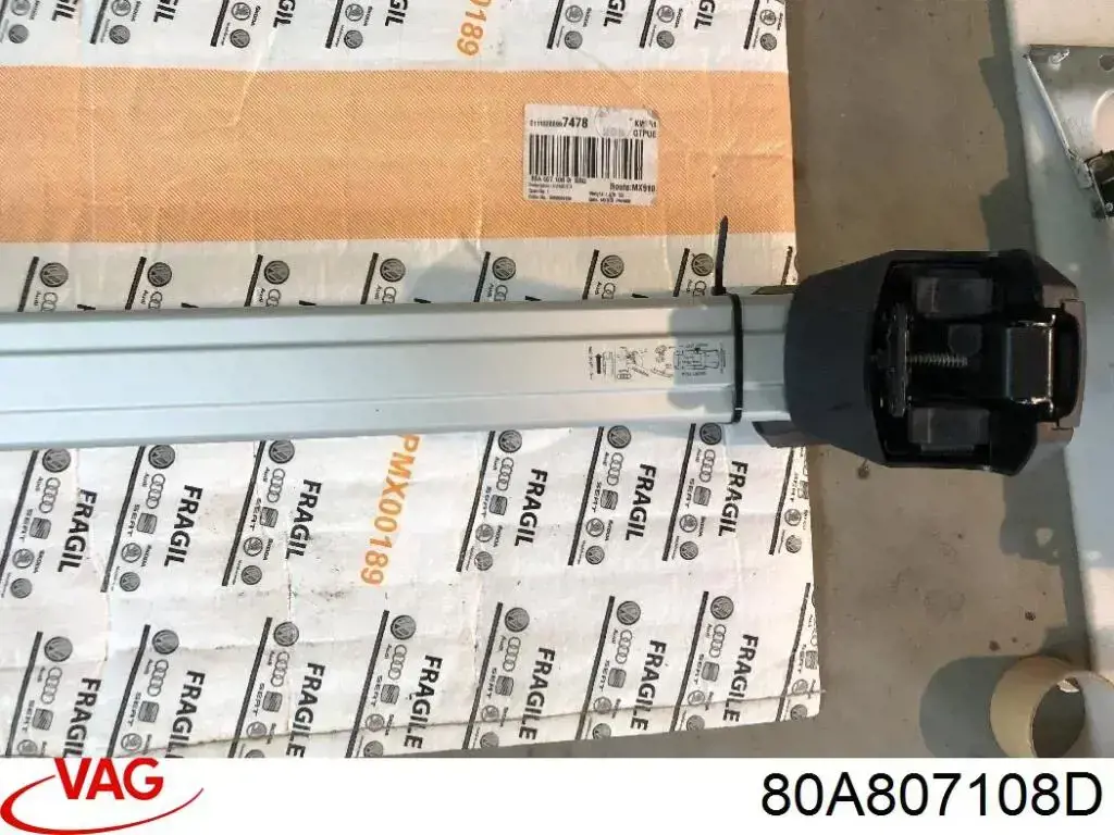 Pára-choque dianteiro, parte direita AND 30807476 preço, a partir de 148,85 USD