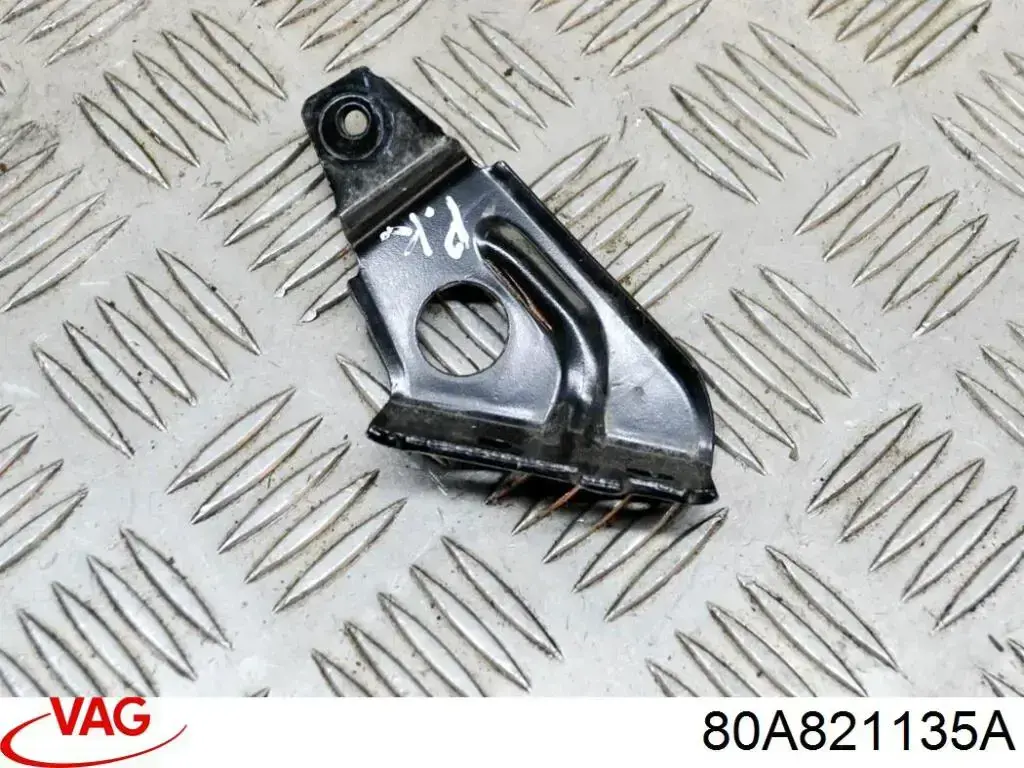 Consola dianteira de fixação do pára-lama dianteiro esquerdo VAG 80A821135A preço, a partir de 110,41 USD