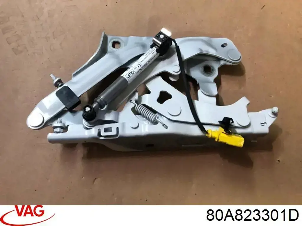Gozno da capota esquerdo VAG 80A823301D preço, a partir de 139,05 USD