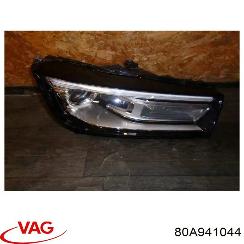 Luz direita VAG 80A941044F preço, a partir de 578,46 USD