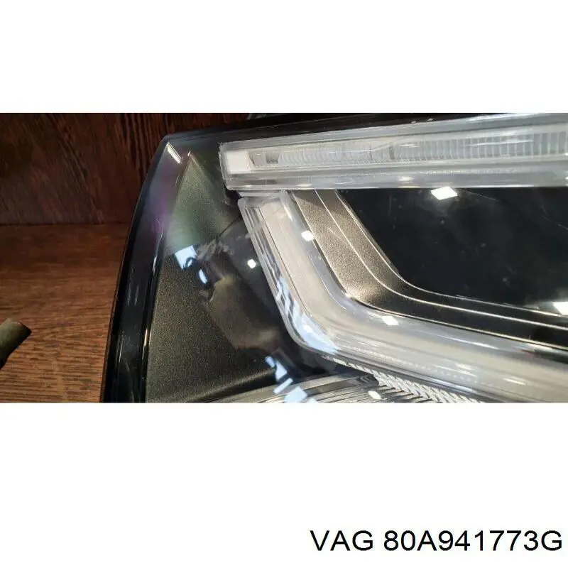 80A941773G VAG Luz esquerda