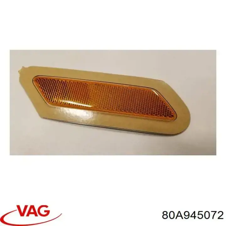 80A945072 VAG Retrorrefletor (refletor) do pára-choque dianteiro direito