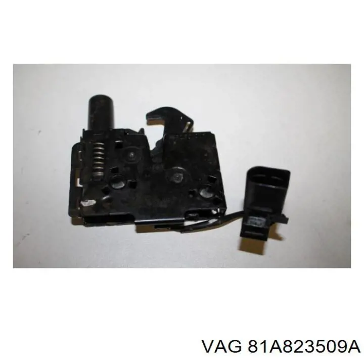 81A823509A VAG Fecho da capota