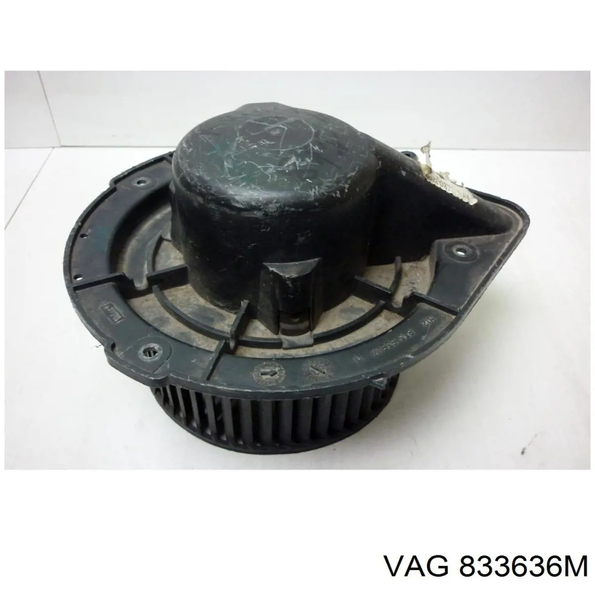  VAG 833636M