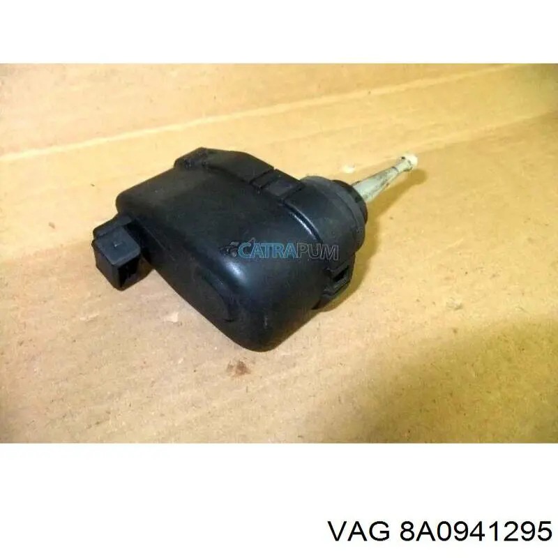 8A0941295 VAG Corretor da luz