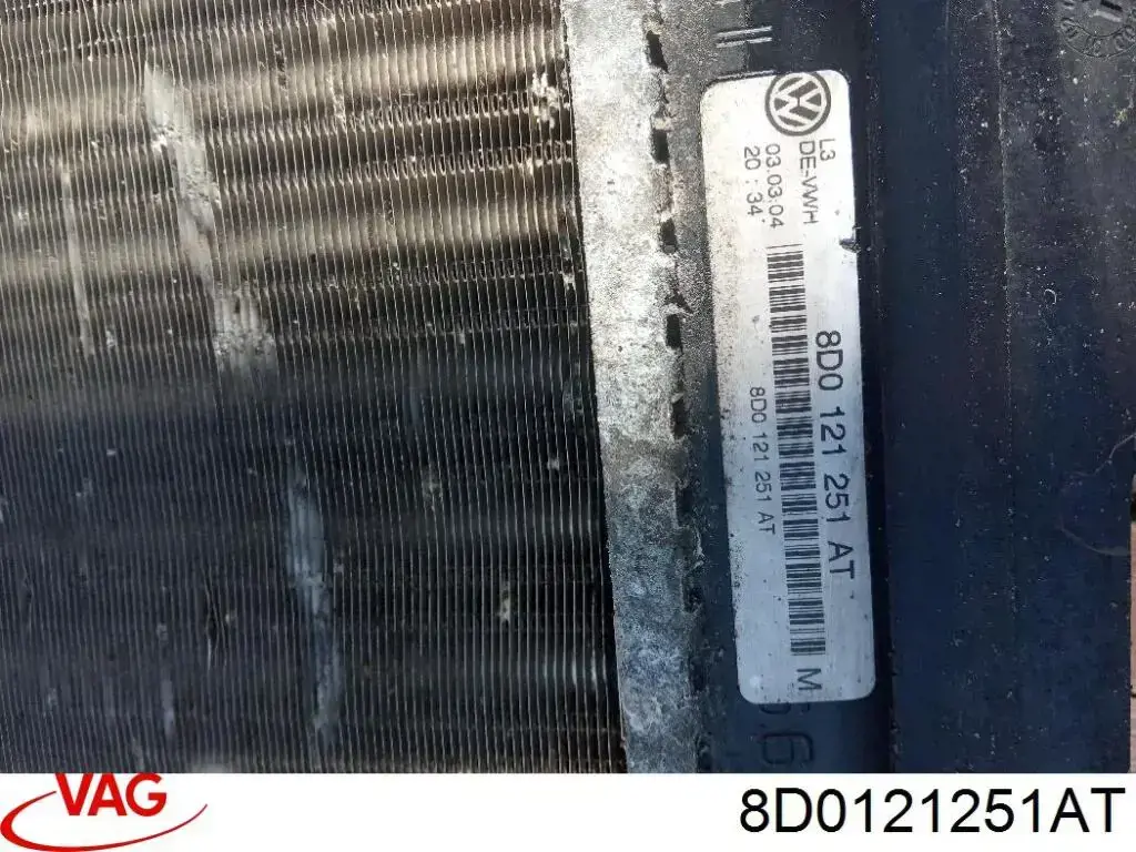 Compre 8D0121251AT VAG Radiador de esfriamento de motor