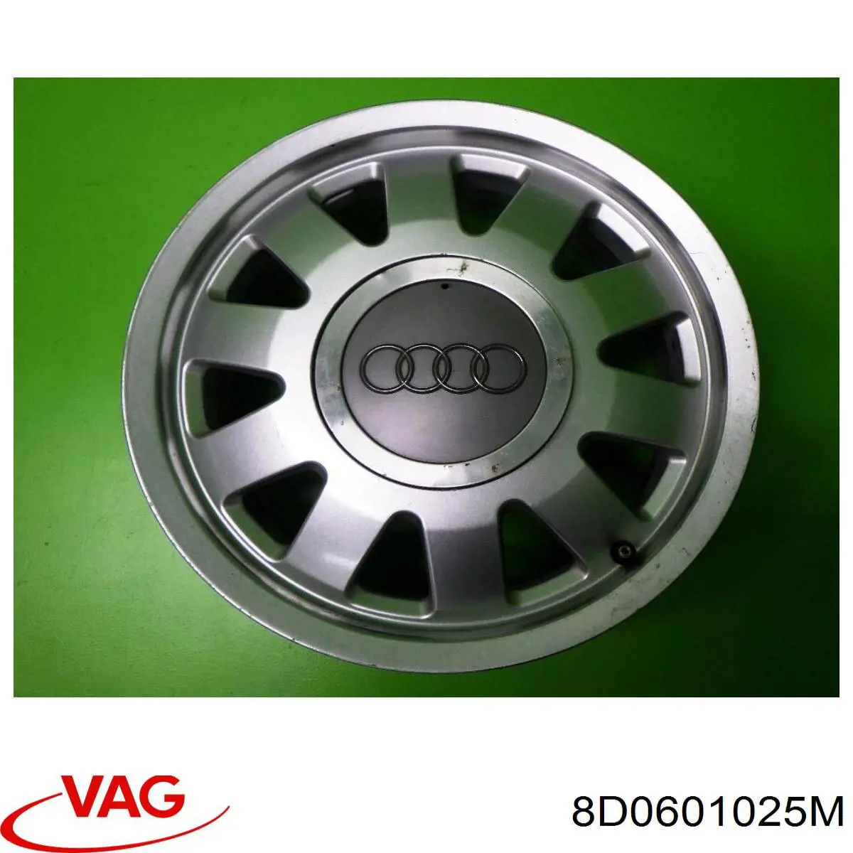 8D0601025M VAG Discos de roda de aleação ligeira (de aleação ligeira, de titânio)