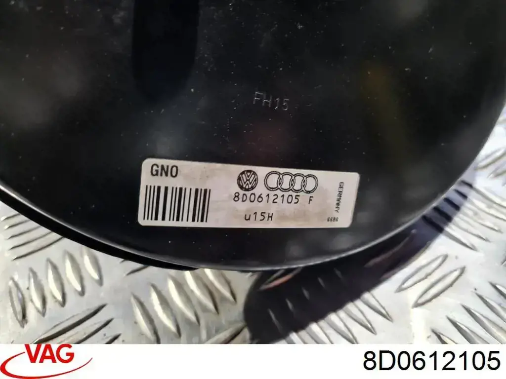 Reforçador dos freios a vácuo VAG 8D0612105