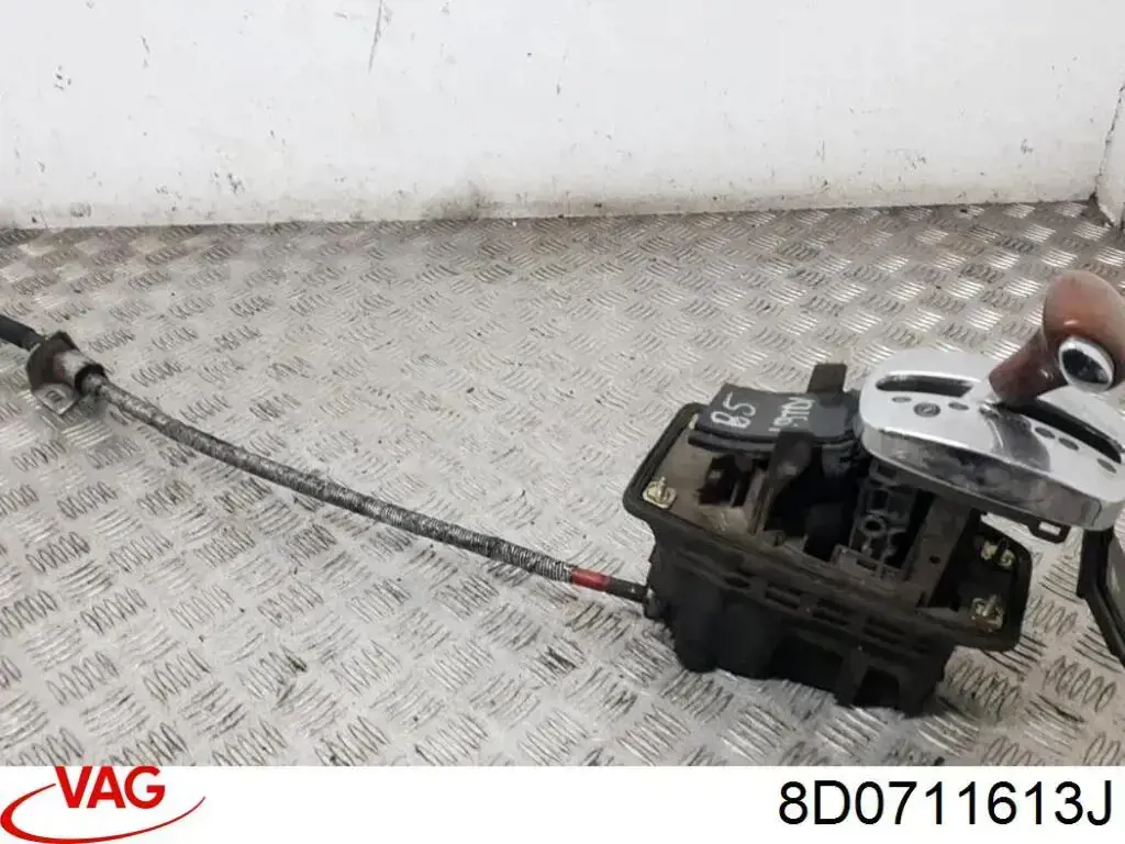 8D0711613J VAG 