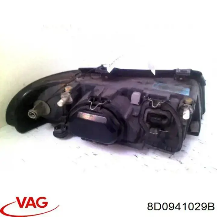 8D0941029B VAG Luz esquerda
