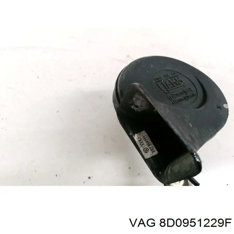 Compre 8D0951229F VAG 