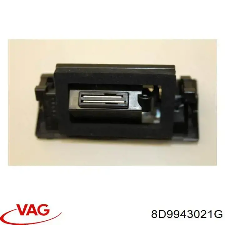 Lanterna da luz de fundo de matrícula traseira VAG 8D9943021G preço, a partir de 17,75 USD