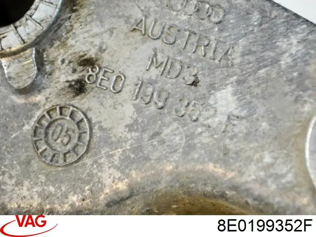 Consola de coxim (apoio) direita de motor VAG 8E0199352F preço, a partir de 51,10 USD