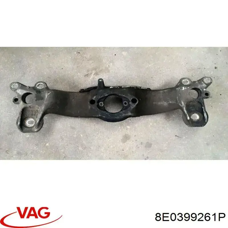 8E0399261P VAG Viga de suspensão dianteira (plataforma veicular)