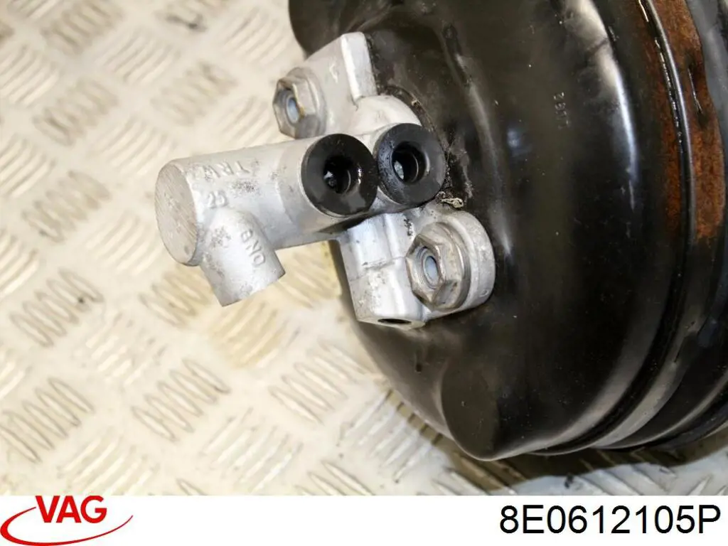 Compre 8E0612105P VAG Reforçador dos freios a vácuo