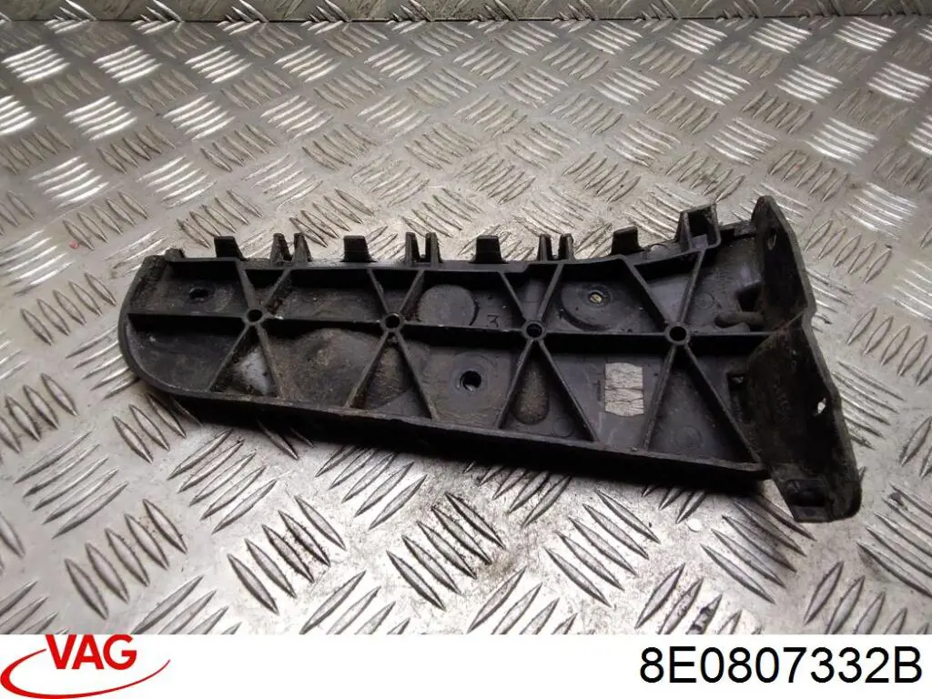 Consola de reforçador do pára-choque traseiro VAG 8E0807332B preço, a partir de 28,21 USD