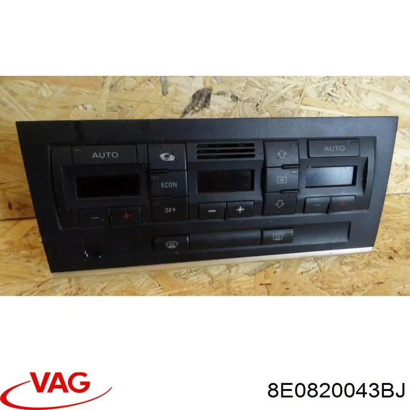 8E0820043BJ VAG Unidade de controlo dos modos de aquecimento/condicionamento