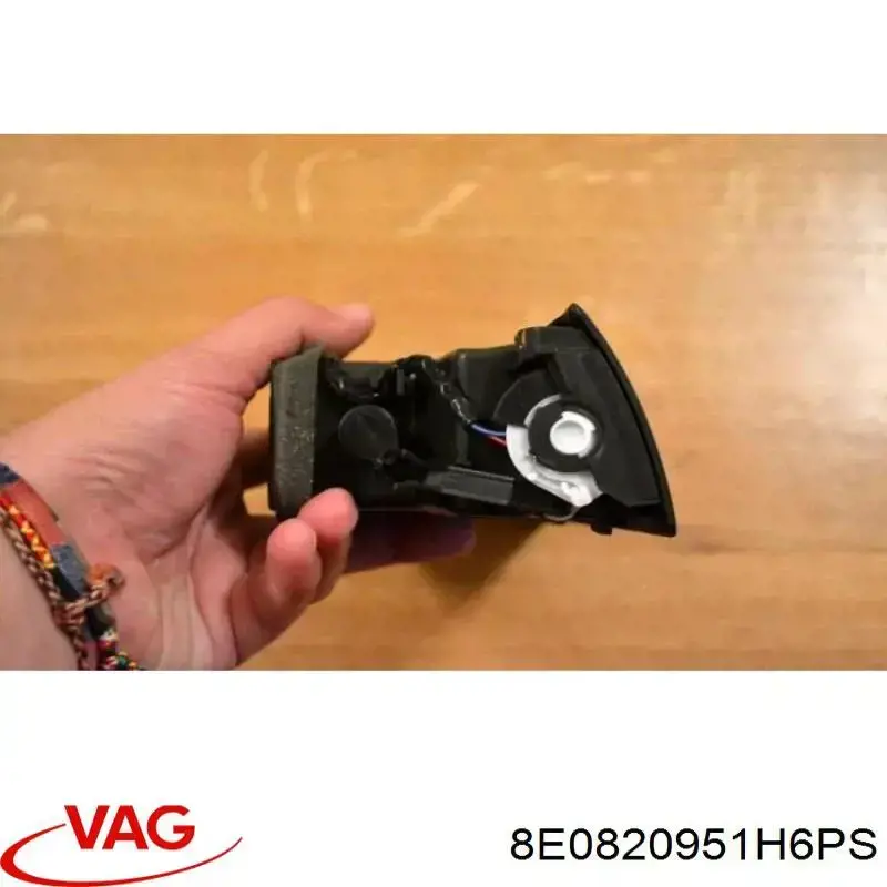 Compre 8E0820951H6PS VAG Grelha de ventilação de salão no "painel de instrumentos"