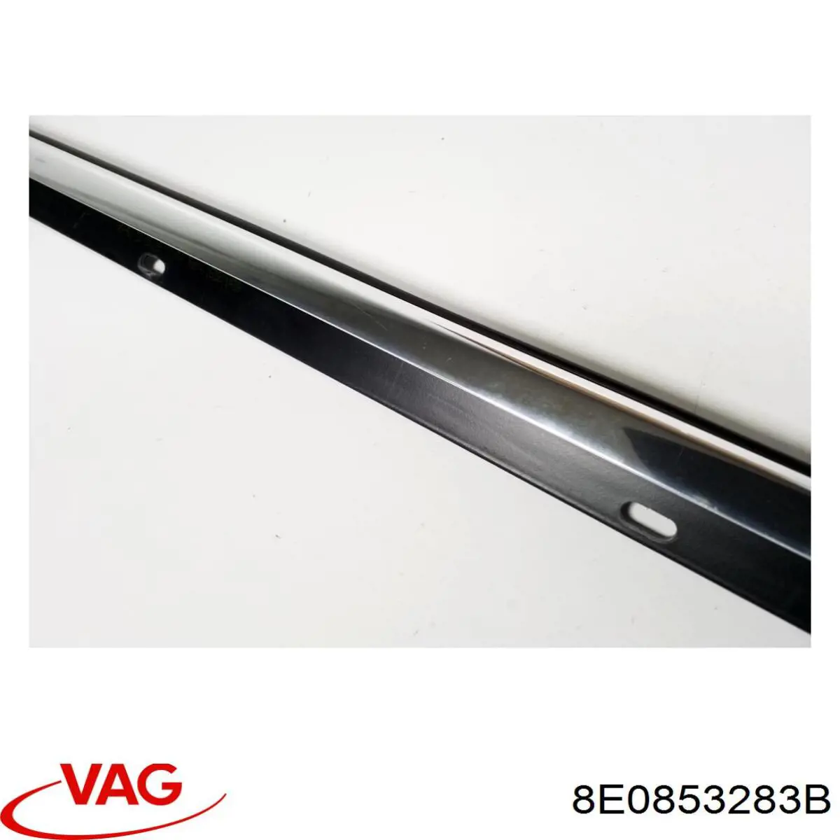 Moldura de vidro deslizante da porta dianteira esquerda VAG 8E0853283A preço, a partir de 137,35 USD
