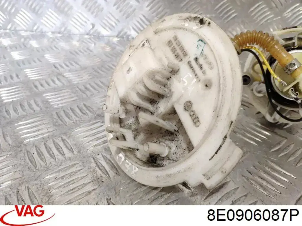 Compre 8E0906087P VAG Bomba de combustível elétrica submersível