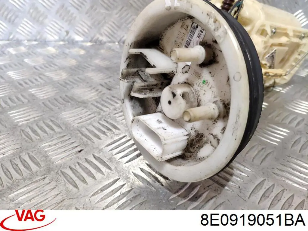 Compre 8E0919051BA VAG Módulo de bomba de combustível com sensor do nível de combustível