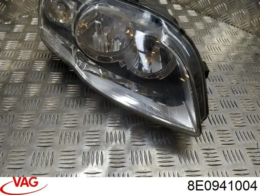 Luz direita VAG 8E0941004 preço, a partir de 151,53 USD