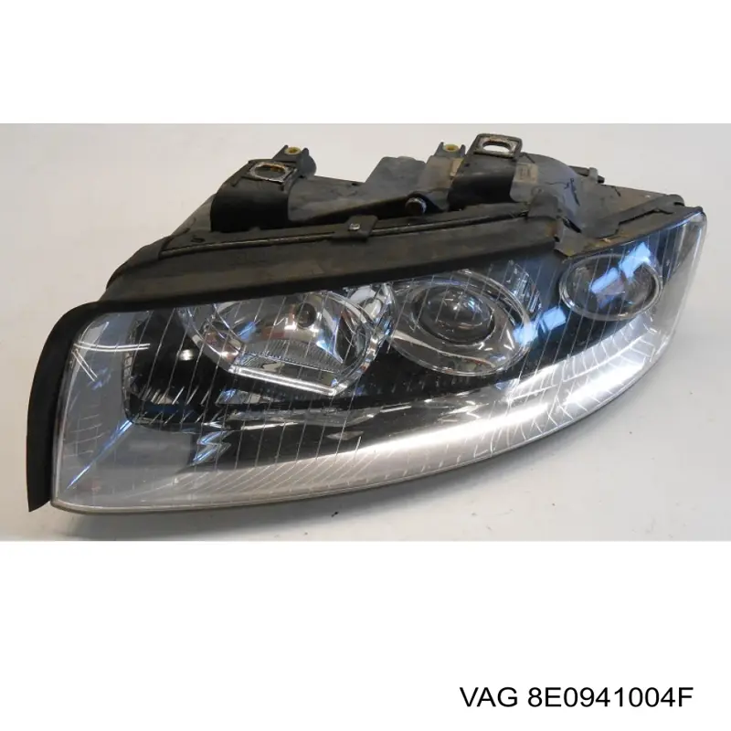 Luz direita VAG 8E0941004F preço, a partir de 144,52 USD