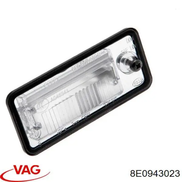 Compre 8E0943023 VAG Lanterna da luz de fundo de matrícula traseira