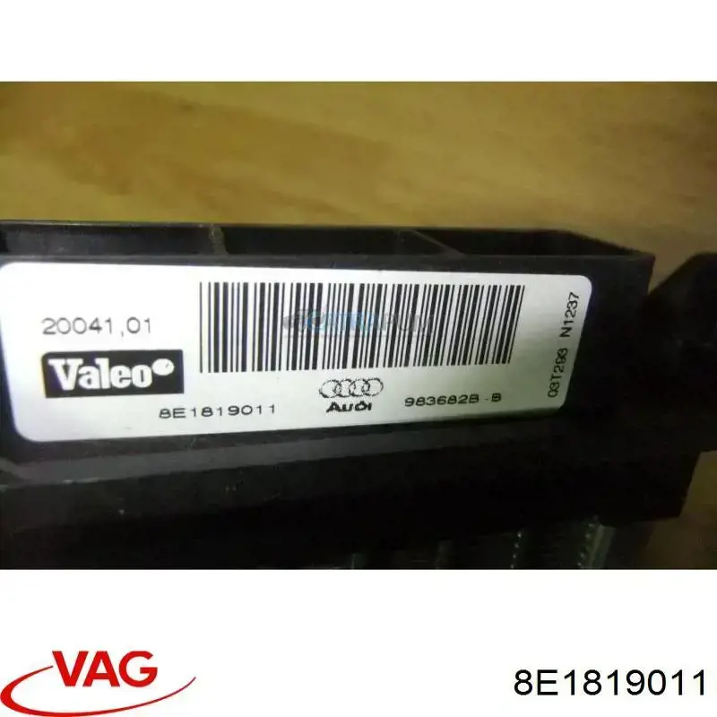 8E1819011 VAG Aquecedor elétrico de ar do sistema de calefacção de salão