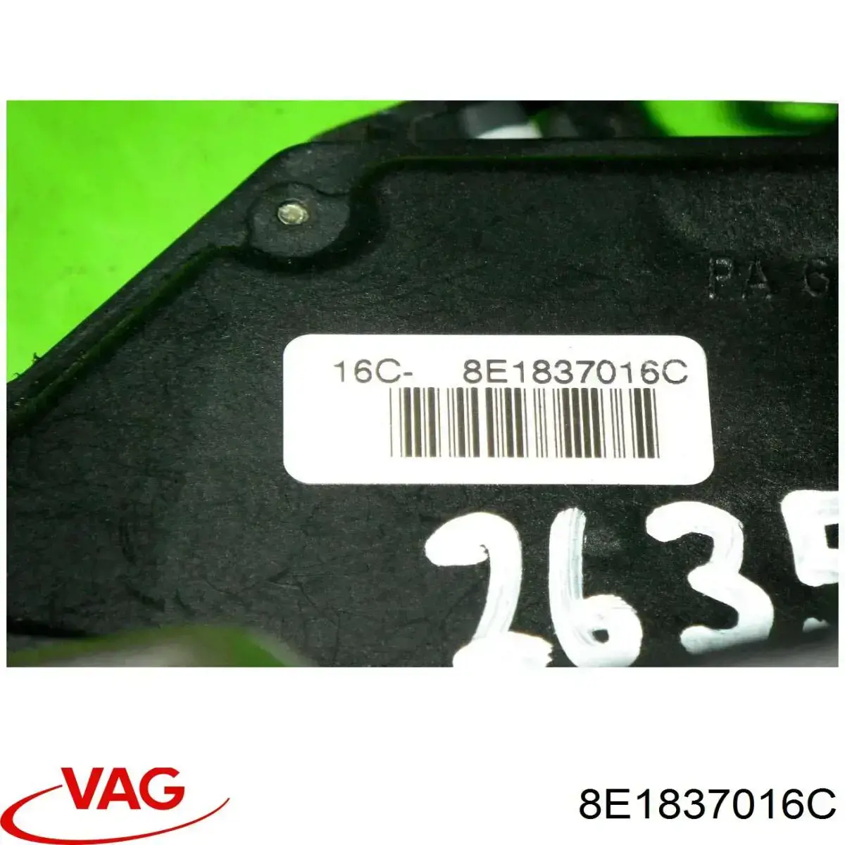 Fecho da porta dianteira direita VAG 8E1837016C preço, a partir de 45,97 USD