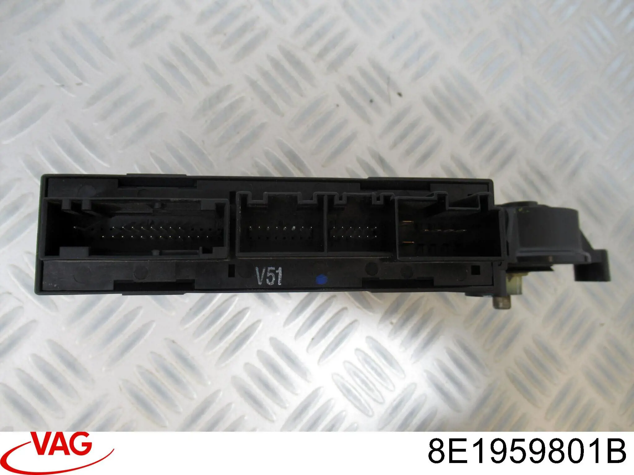 Compre 8E1959801B VAG Motor de acionamento de vidro da porta dianteira esquerda