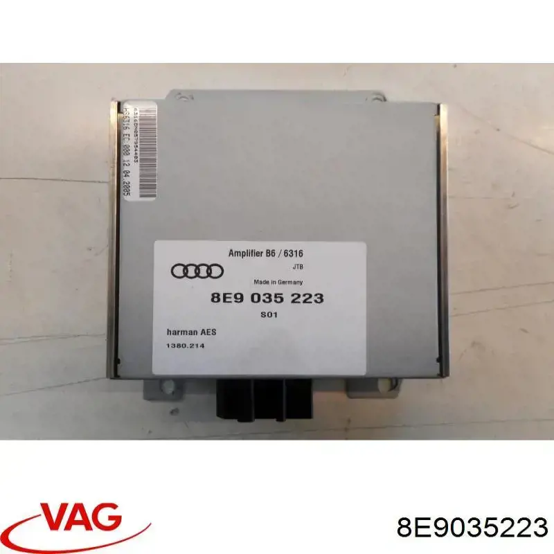 Reforçador do som de sistema de áudio 8E9035223 VAG