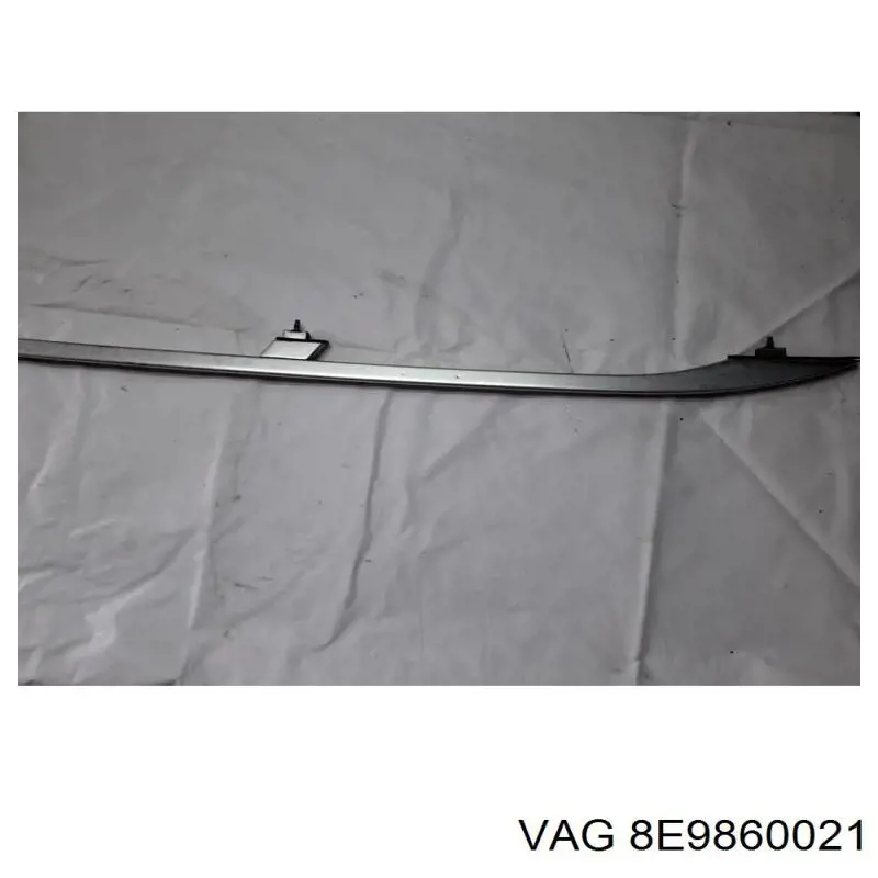 8E9860021 VAG 