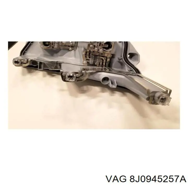 Compre 8J0945257A VAG Circuito de contato da luz traseira