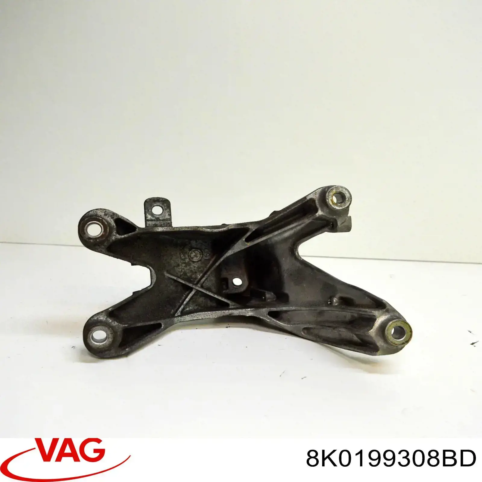 8K0199308BD VAG Consola de coxim (apoio) direita de motor