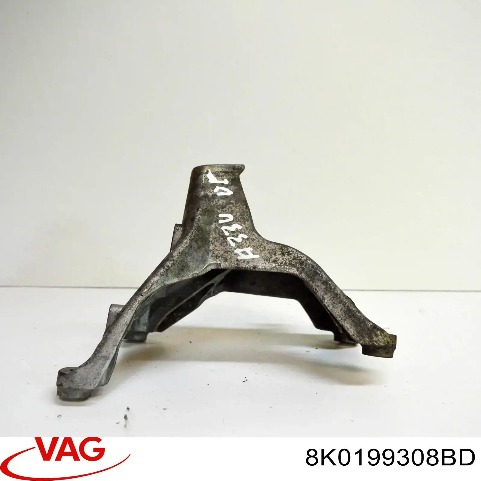 Compre 8K0199308BD VAG Consola de coxim (apoio) direita de motor