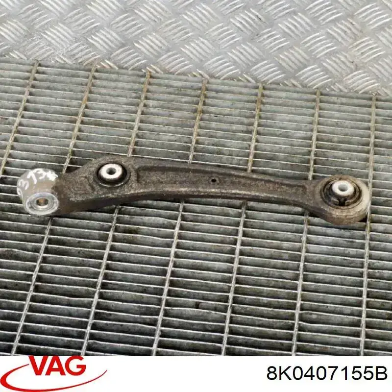 Compre 8K0407155B VAG Braço oscilante inferior esquerdo de suspensão dianteira