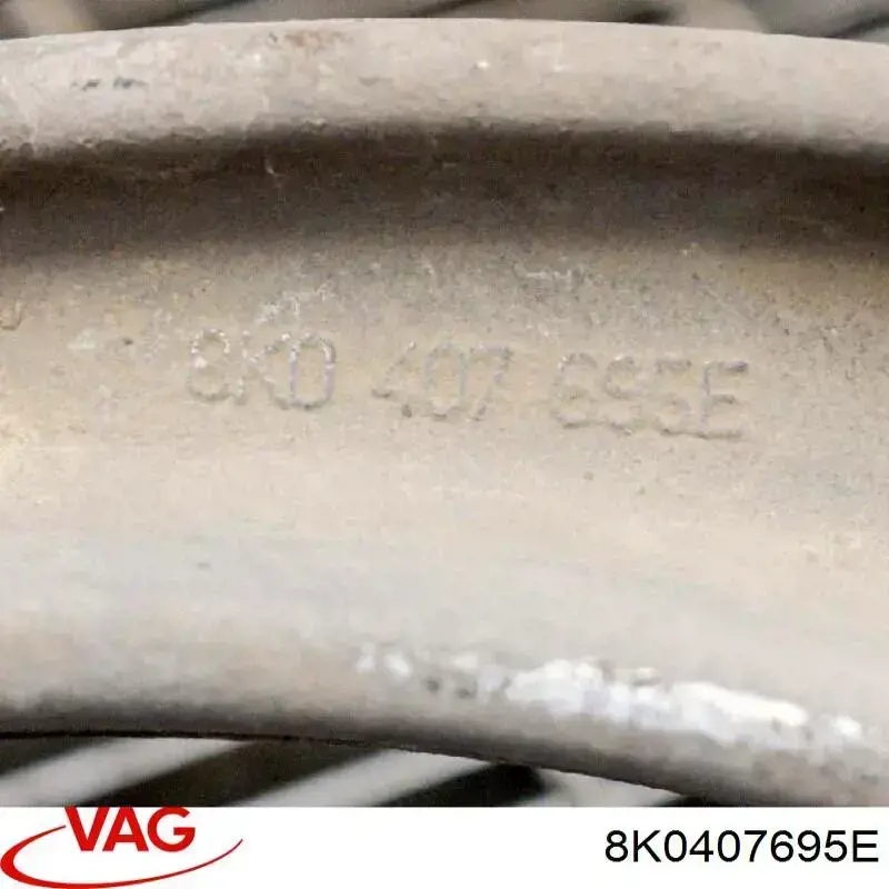 Braço oscilante inferior esquerdo de suspensão dianteira VAG 8K0407695E preço, a partir de 78,32 USD