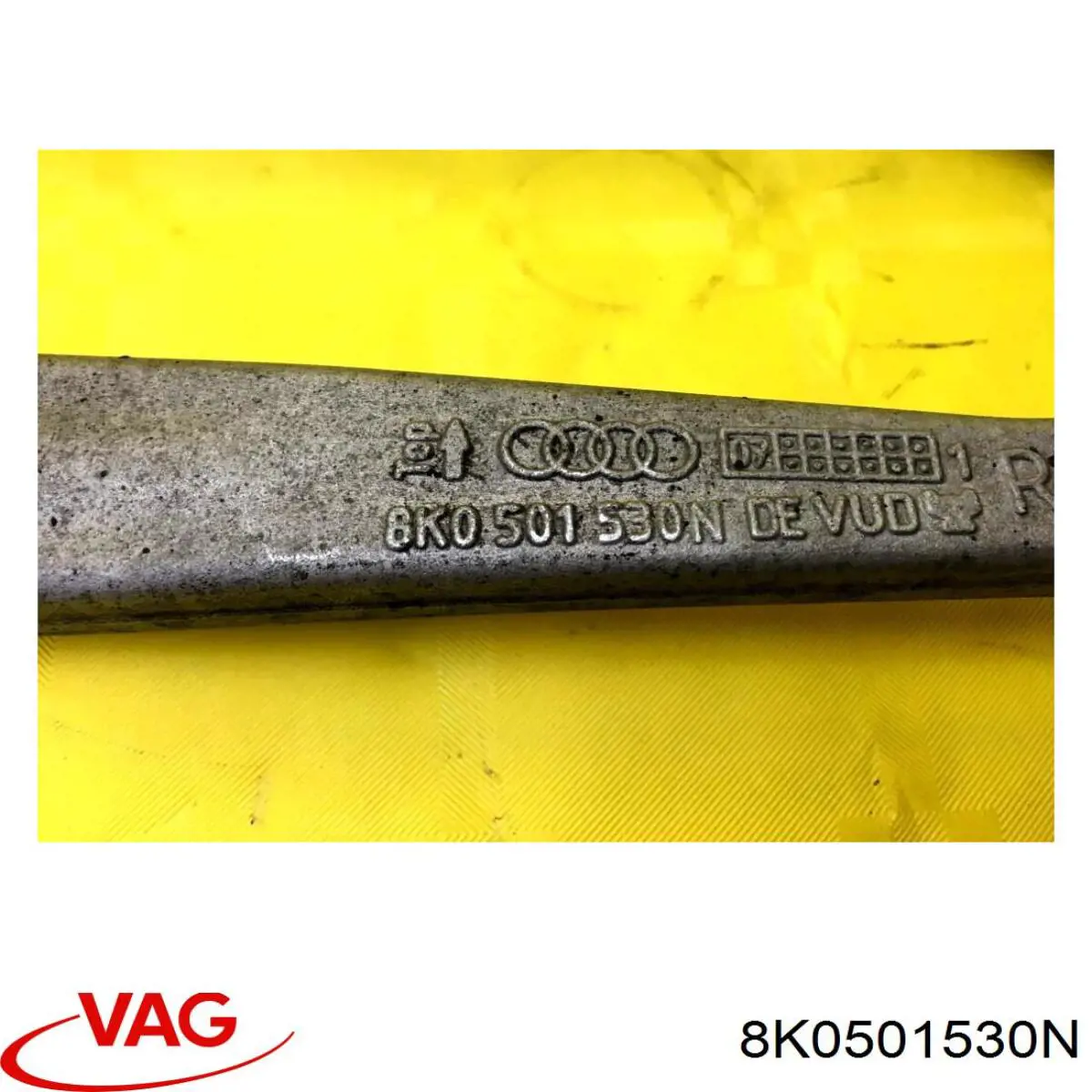 8K0501530N VAG Barra transversal de suspensão traseira
